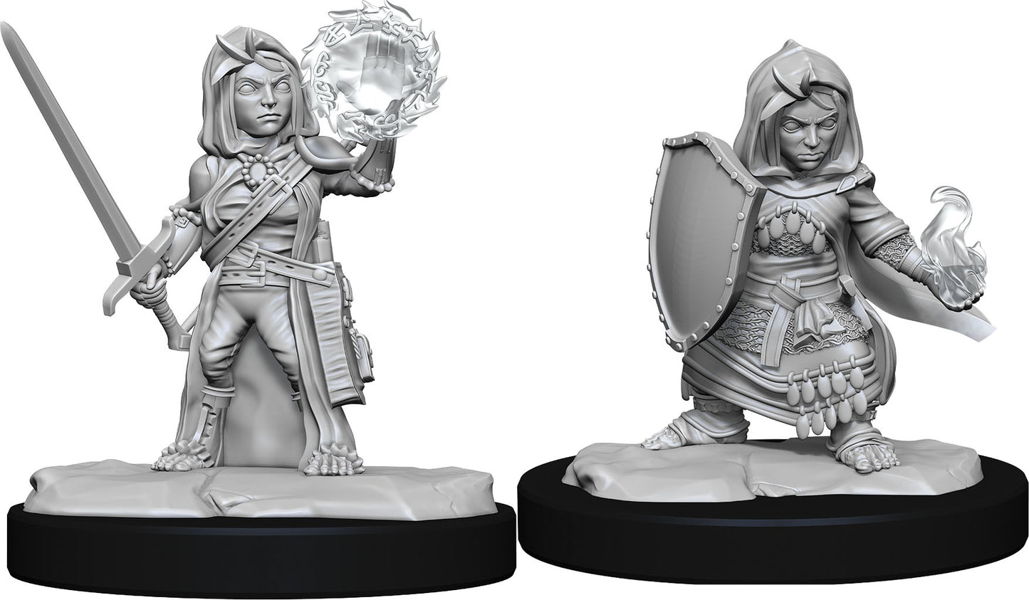 Pathfinder Battles: Halfling Cleric (Female)